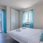 Beautiful With Private Pool *