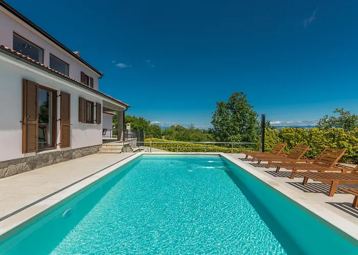 Vila Beautiful With Private Pool
