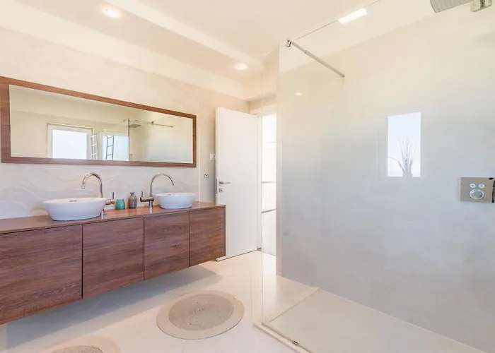 Beautiful With Private Pool Vila *