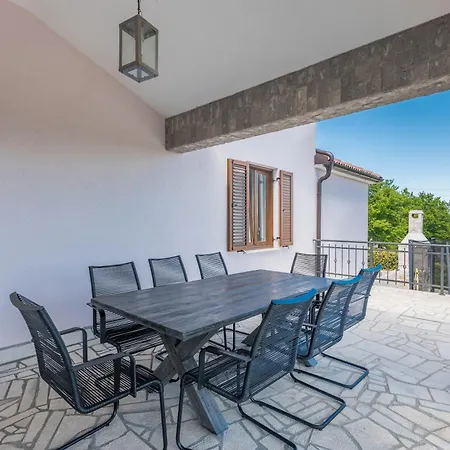 Villa Beautiful With Private Pool *