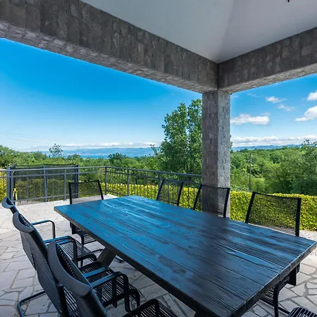 Beautiful With Private Pool Krk Town